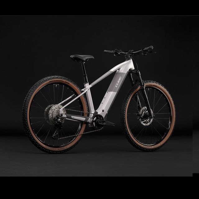 CUBE Reaction Hybrid Pro 800 2027 sähköpyörä